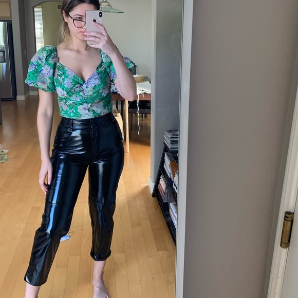 Aritzia Polyurethane Pant - Picture 12 of 14